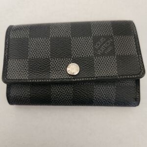 Louis Vuitton Damier Graphite key holder